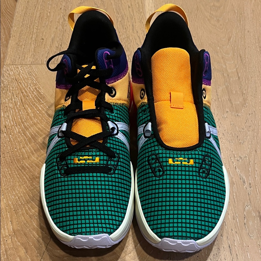 LeBron Witness 7